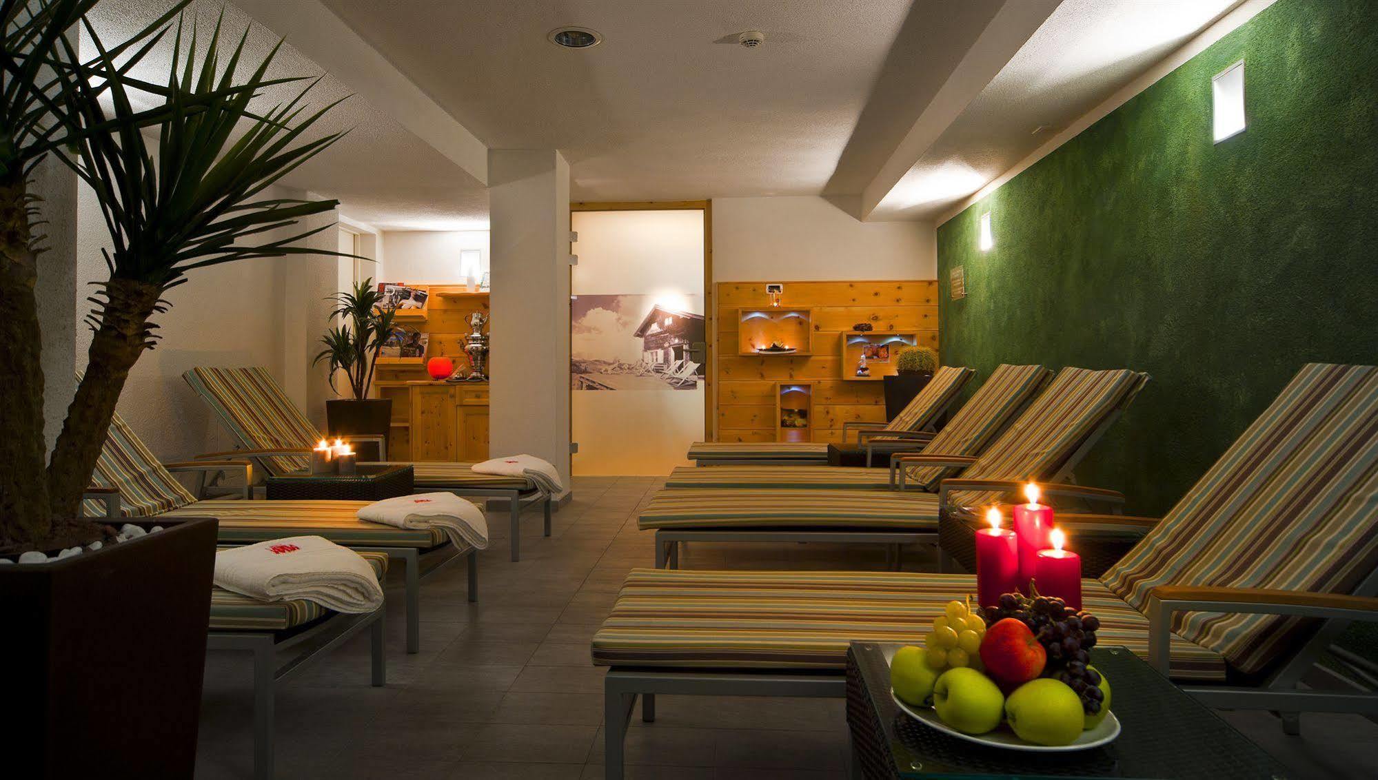 לה וילה Hotel Ladinia מראה חיצוני תמונה